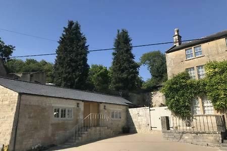 Skittles - Charming One Bedroom Apartment - Parking - Easy Access To Bath Box  Εξωτερικό φωτογραφία