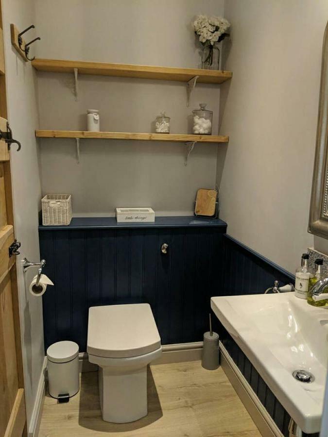 Skittles - Charming One Bedroom Apartment - Parking - Easy Access To Bath Box  Εξωτερικό φωτογραφία